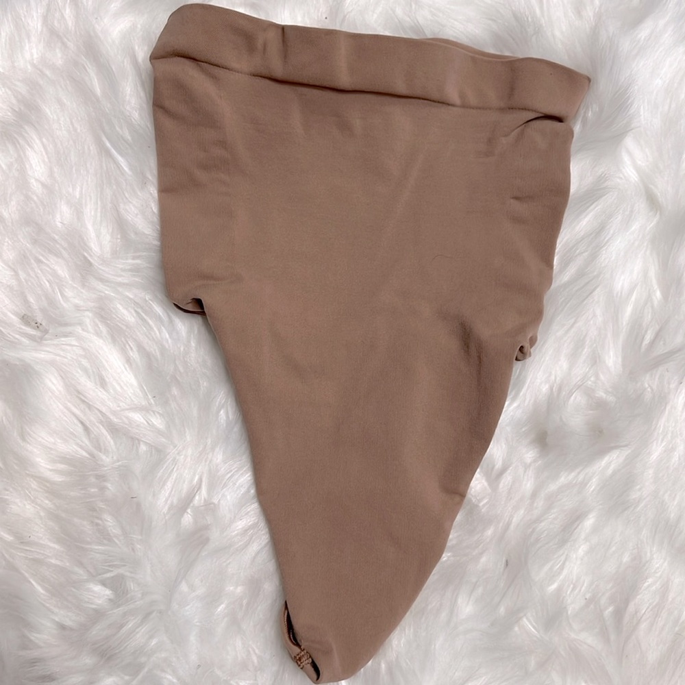 Skims High Waisted Thongs-dark Nude-sz M